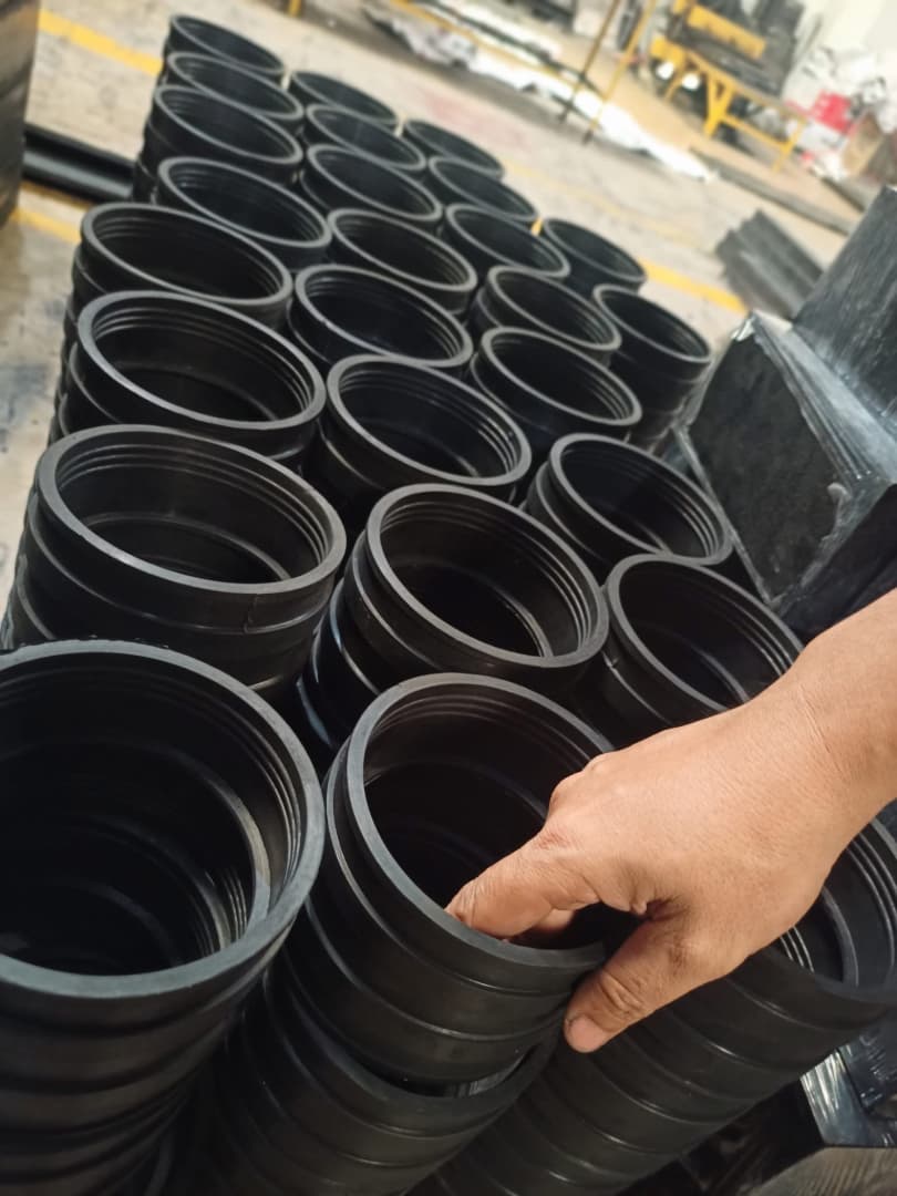 Rubber Bushing Rings Stack Holding